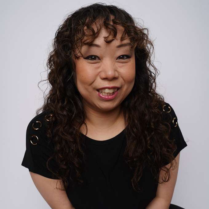 Master Stylist Kalli Peterson hand-tied extension specialist