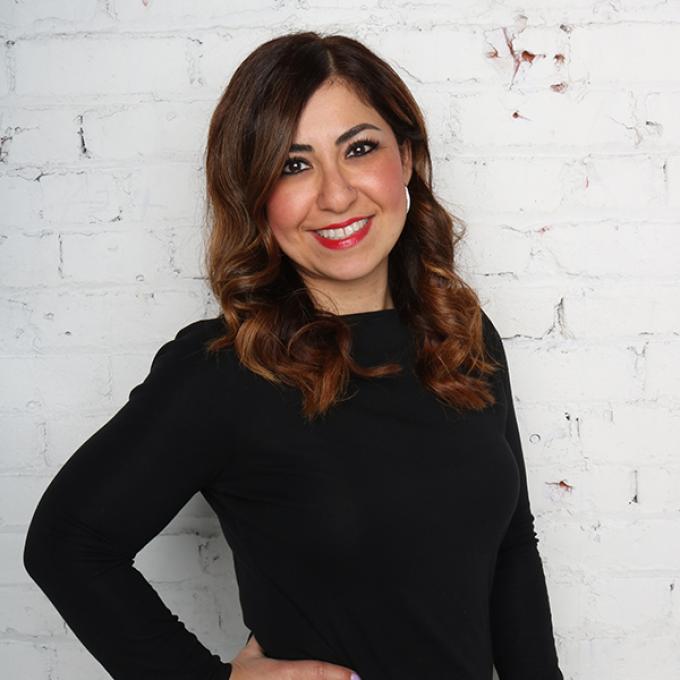 Master Stylist Shaddie Yazd, VoMor™ tape-in certified specialist