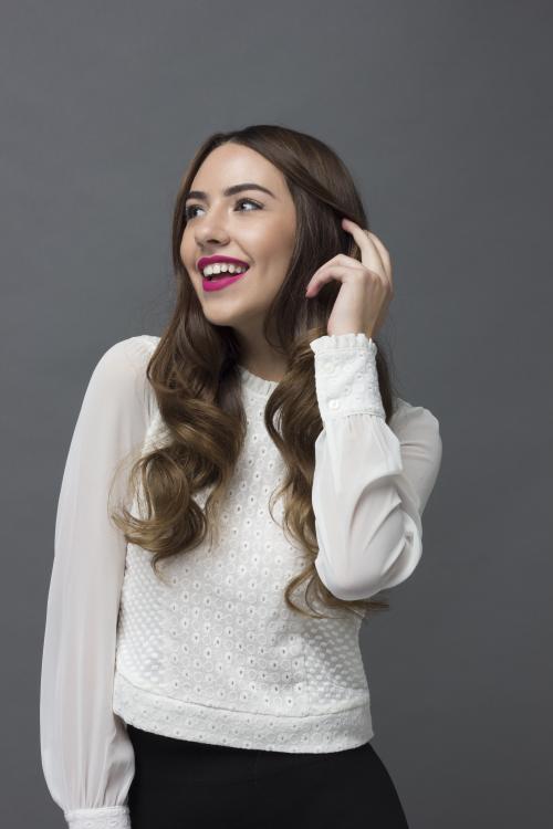 curls brunette waves red lipstick casual street style photoshoot