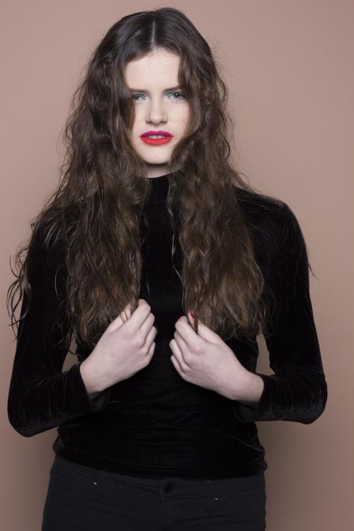 by Dosha Creative Team red lipstick rouge blue eyeshadow brunette messy long hair makeup edgy pigmented