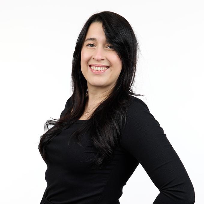 Stylist Samantha Motameni at Dosha Salon Spa