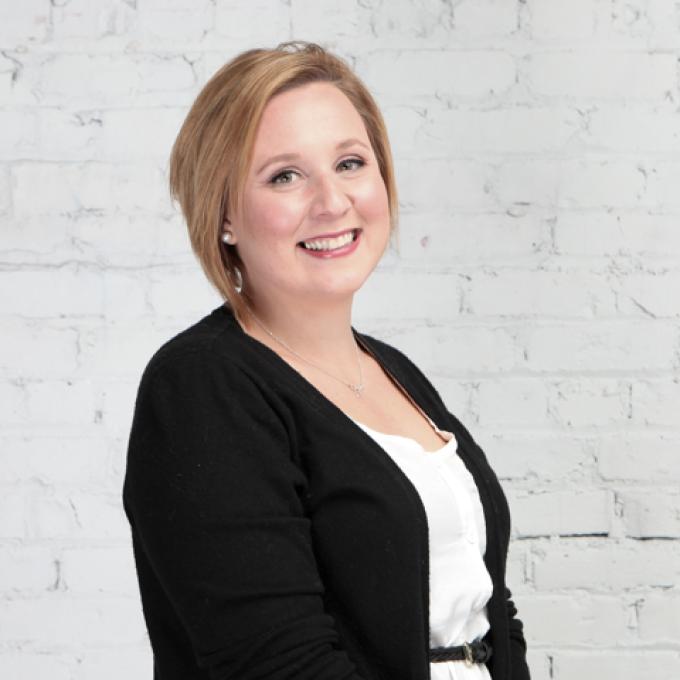 Dosha Salon Spa Stylist Angela Lindell Dosha Salon Spa Stylist Angela Lindell